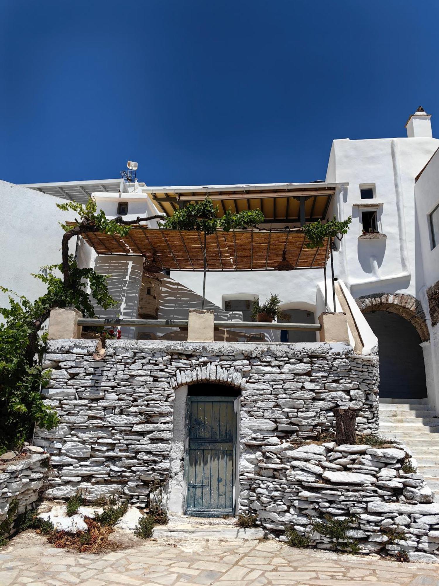 Vgena's House In Dio Choria Tínos