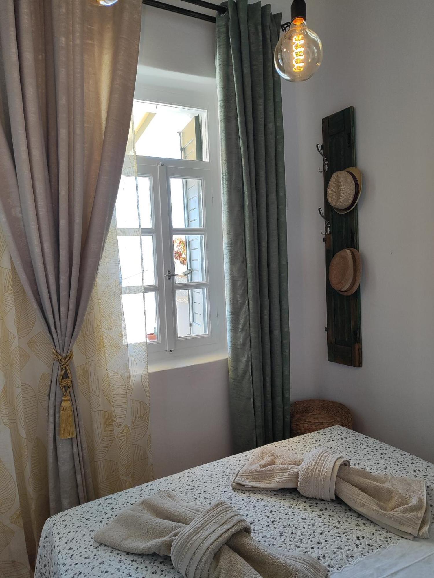 Vgena's House In Dio Choria בית נופש *